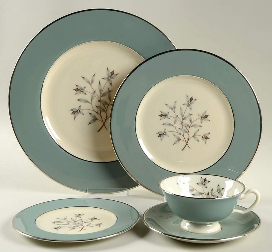 Kingsley 40 Piece Estate Set by Lenox-1