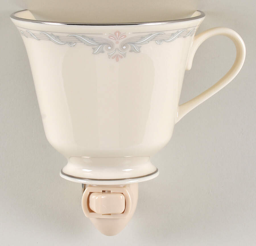 Kingston 1 5/8" + cup (H) Night Light/Cup HC by Lenox-1