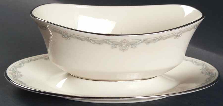 Kingston Gravy Boat with Attached Underplate by Lenox-1