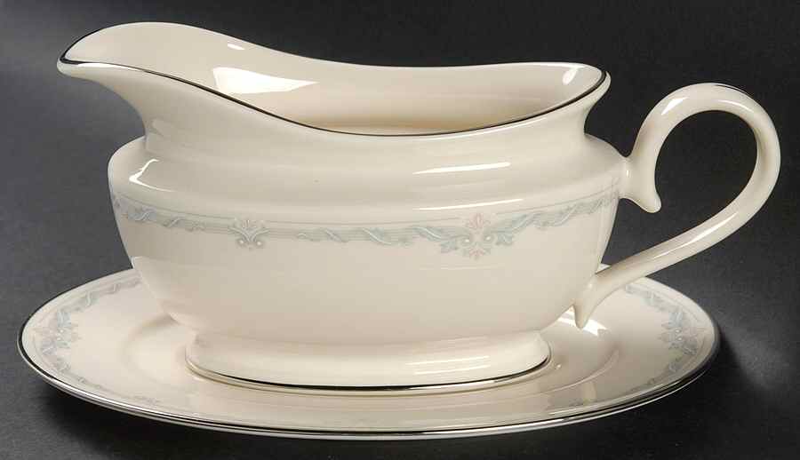 Kingston 1999 Shape Gravy Boat & Underplate by Lenox-1