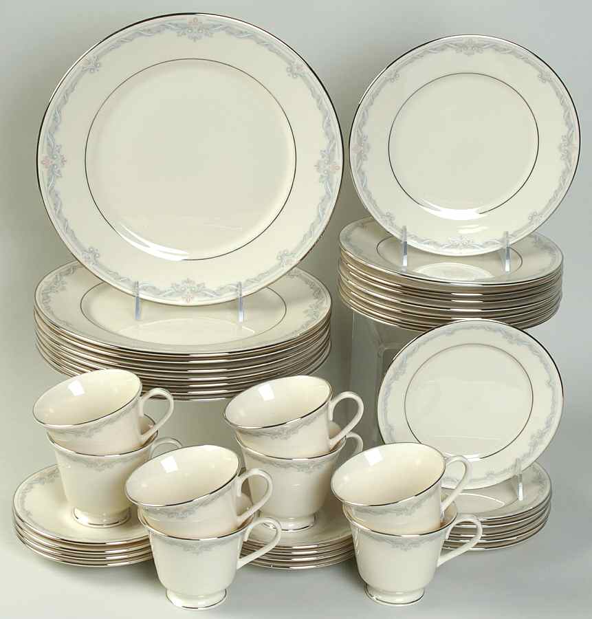 Kingston 40 Piece Estate Set by Lenox-1