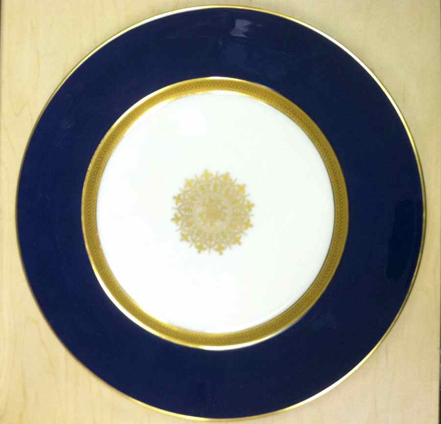 L410b Service Plate (Charger) by Lenox-1