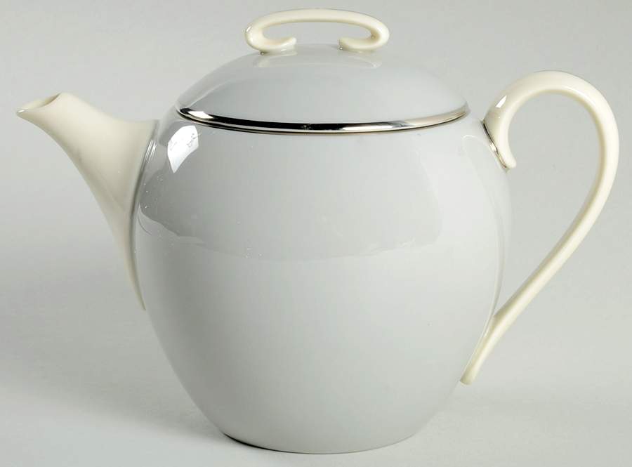 L6 Teapot & Lid by Lenox-1