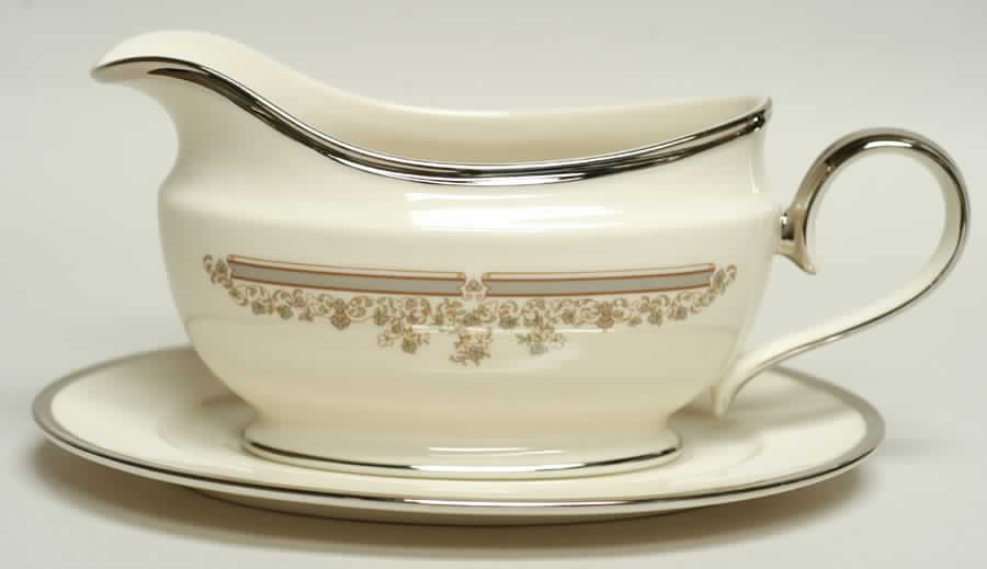 Lace Point Gravy Boat & Underplate by Lenox-1