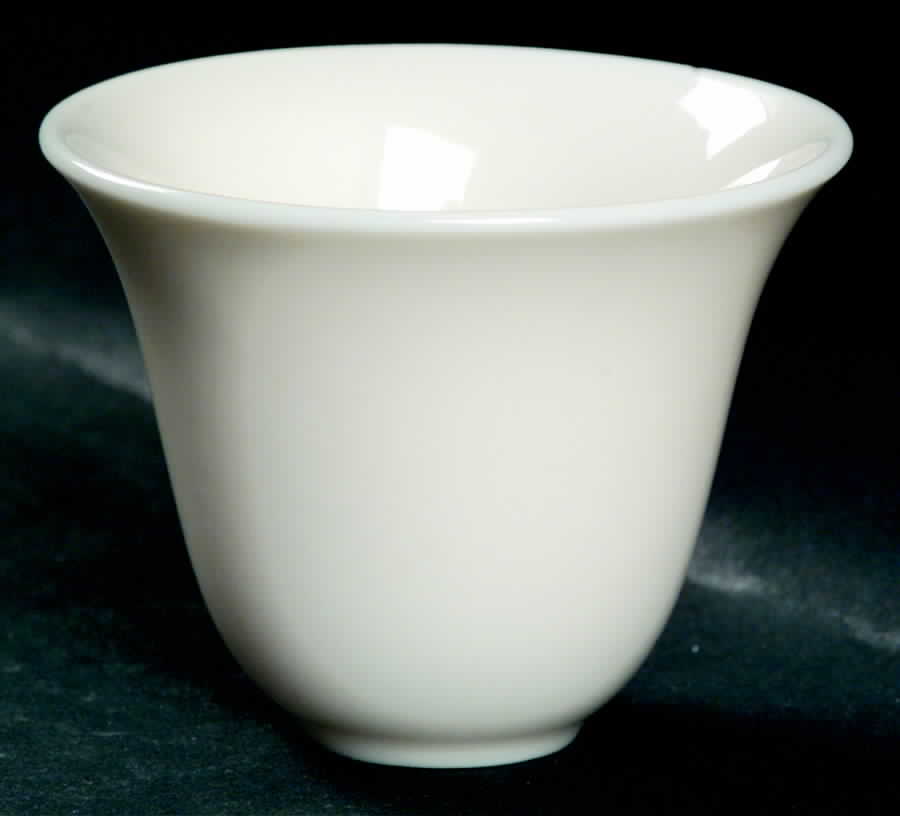Lenox Liners (Cream, Gold Trim) No Trim Bell Shape Demitasse Liner by Lenox-1