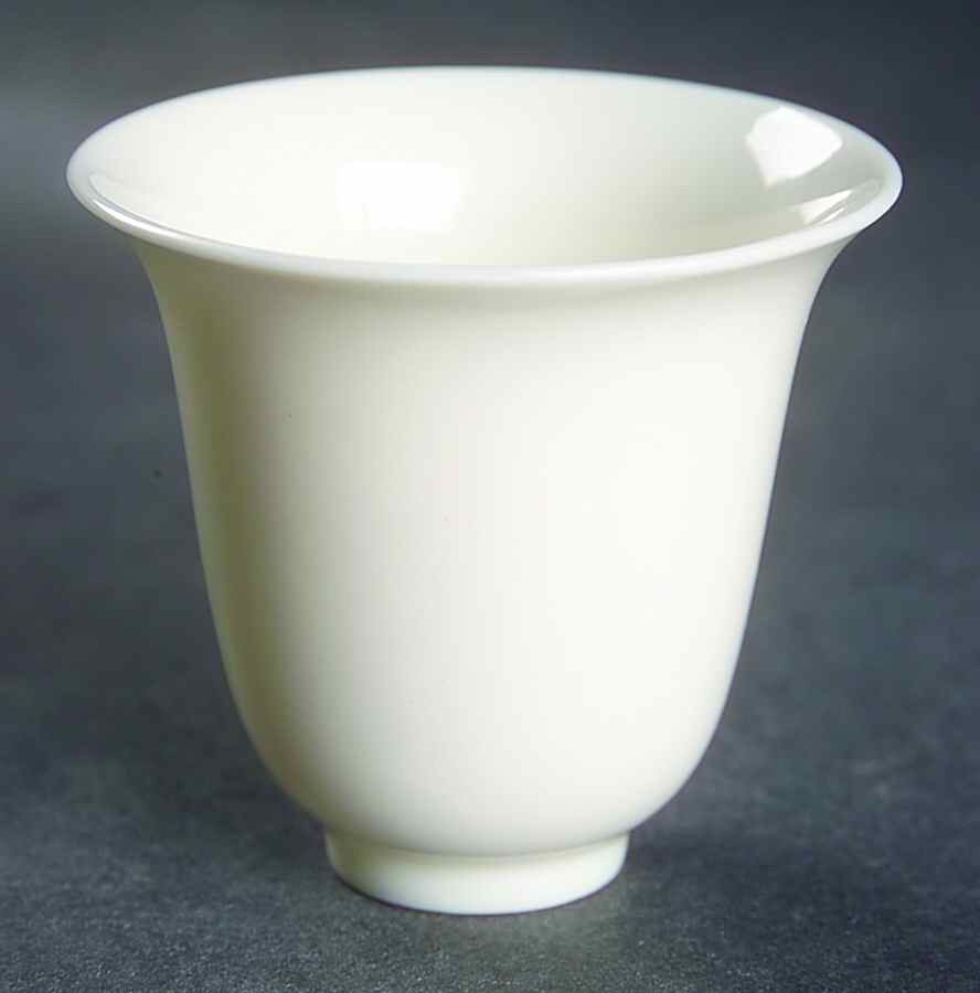 Lenox Liners (Cream, Gold Trim) No Trim Bell Shape Demitasse Liner by Lenox-1
