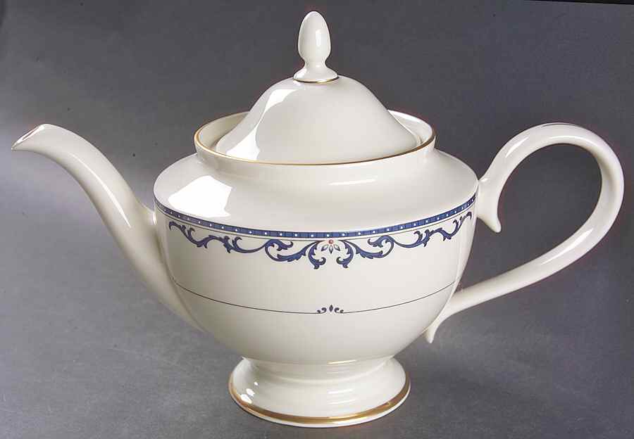 Liberty 1999 Shape Teapot & Lid by Lenox-1