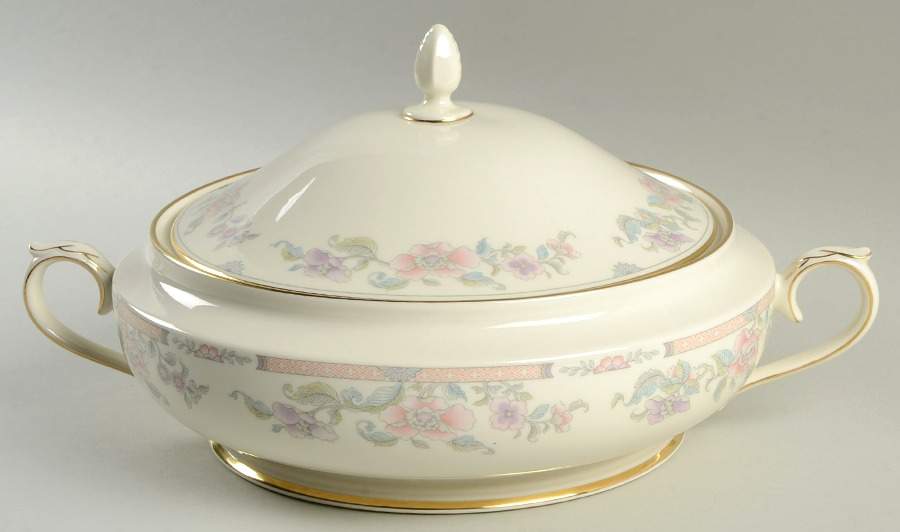 Litchfield Garden Round Covered Vegetable by Lenox-1