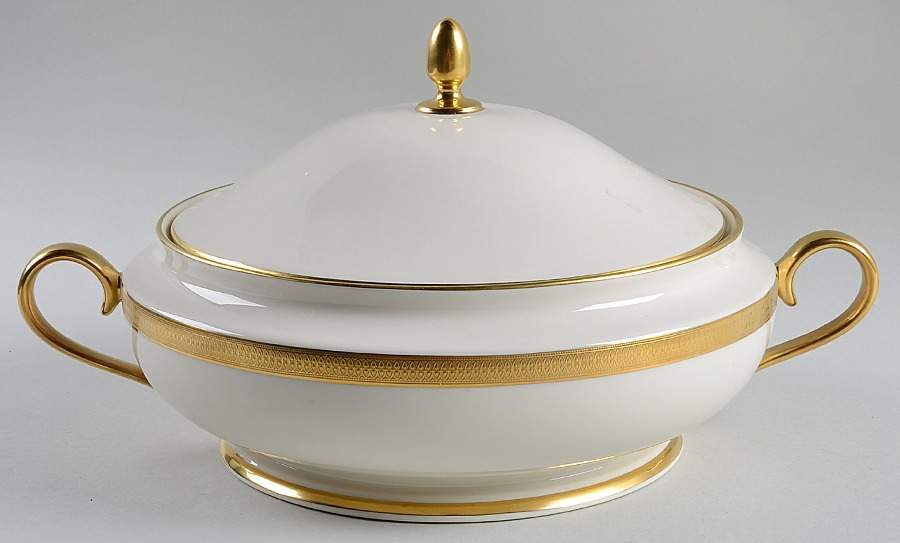 Lowell (Gold Backstamp) 99 Shape Round Covered Vegetable by Lenox-1