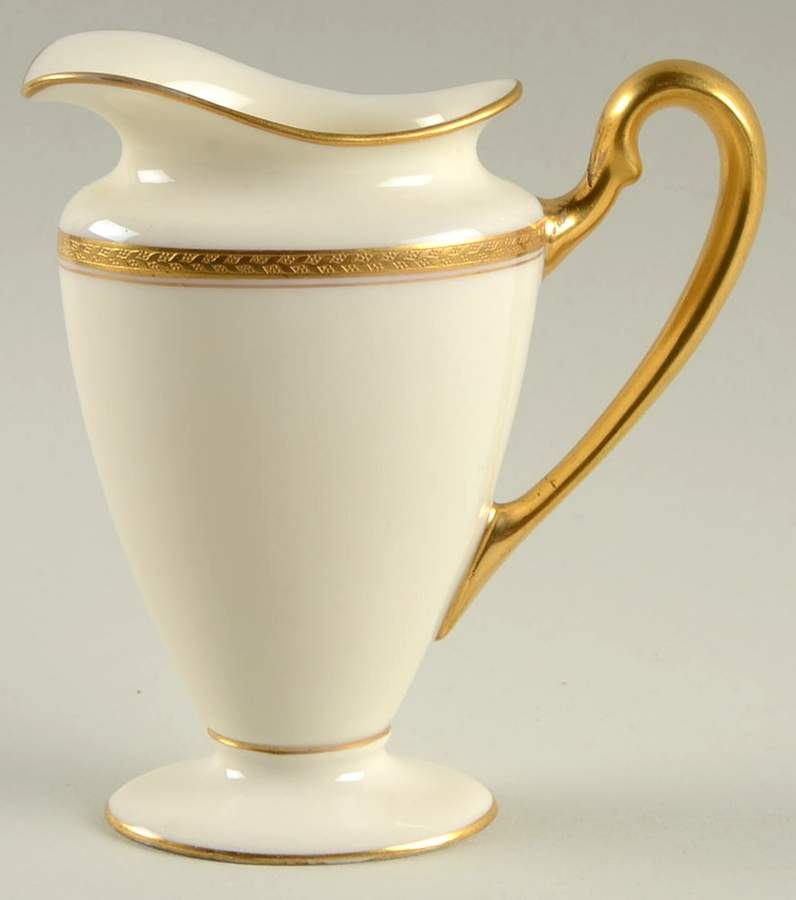 M8 Creamer by Lenox-1