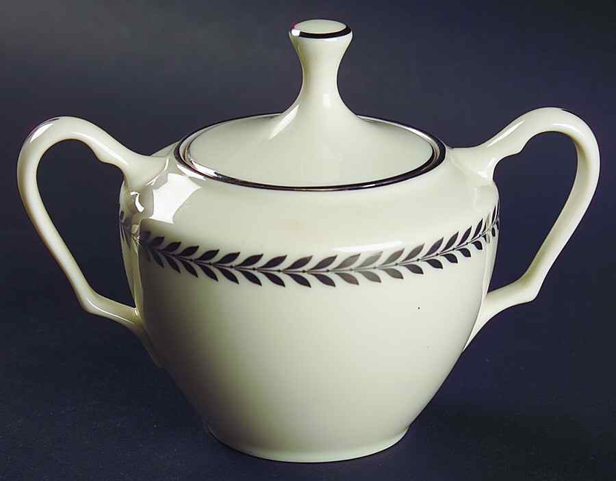 Majesty Sugar Bowl & Lid by Lenox-1
