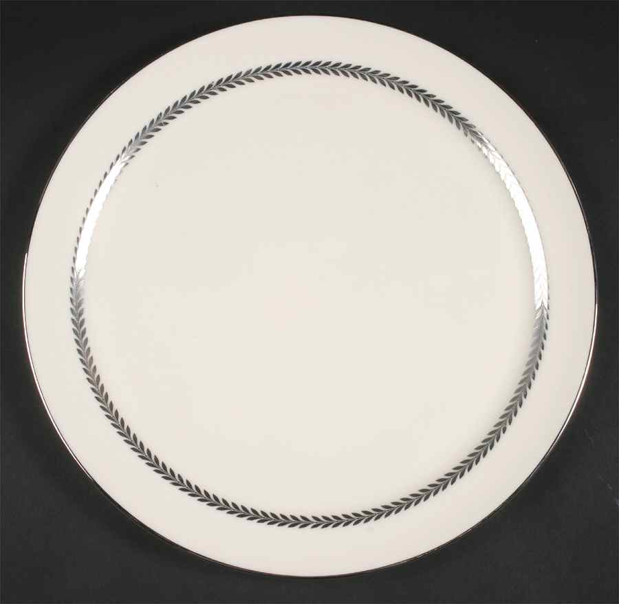 Majesty 12" Chop Plate (Round Platter) by Lenox-1