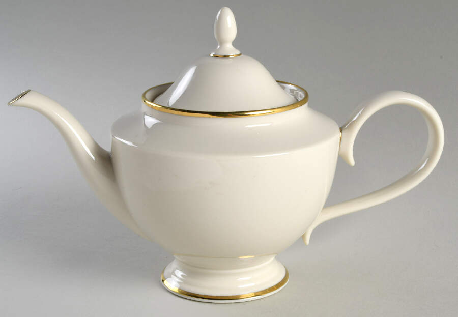 Mansfield 1999 Shape Teapot & Lid by Lenox-1