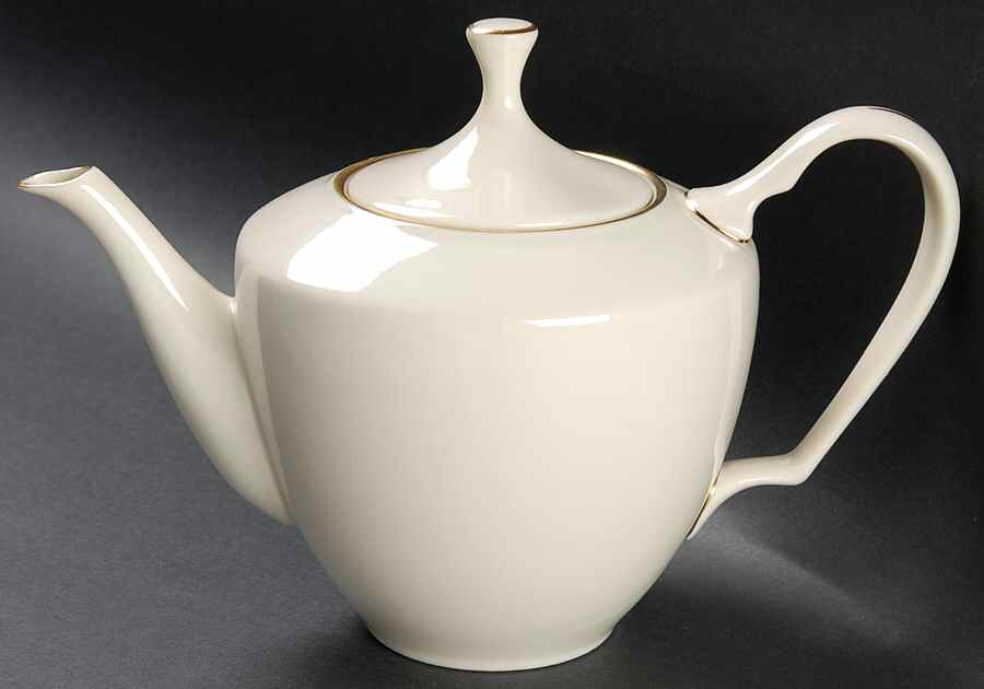 Mansfield Teapot & Lid by Lenox-1