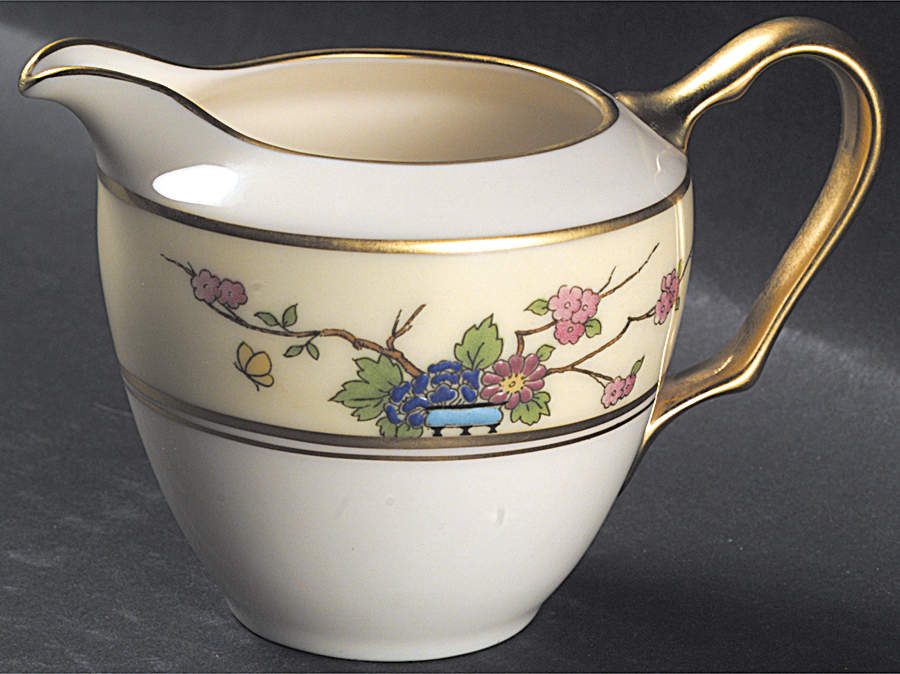 Mandarin Creamer by Lenox-1