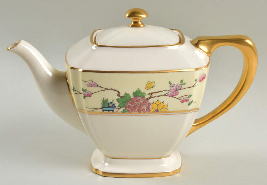 Mandarin Teapot & Lid by Lenox-1