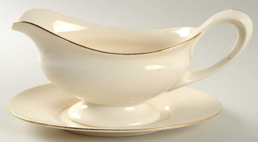 Manor Gravy Boat with Attached Underplate by Lenox-1