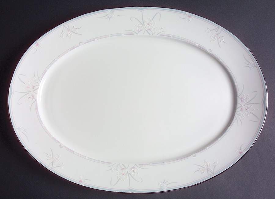 Marianne 15" Oval Serving Platter by Lenox-1