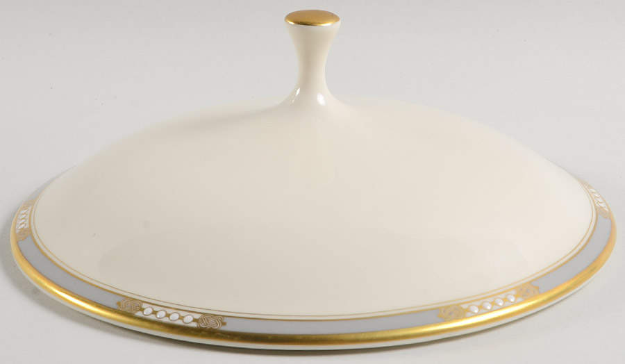 McKinley Lid for Round Vegetable by Lenox-1