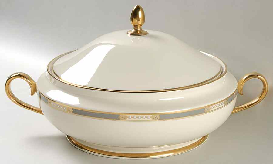 McKinley 1999 Shape Round Covered Vegetable by Lenox-1