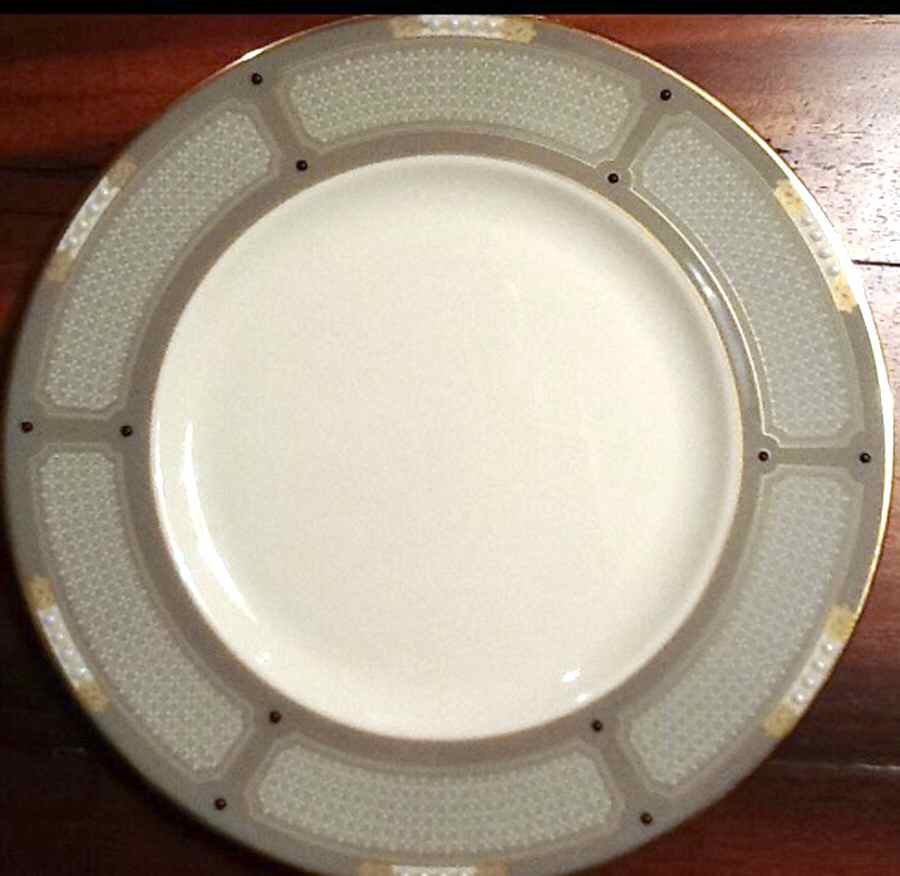 McKinley Accent Luncheon Plate by Lenox-1
