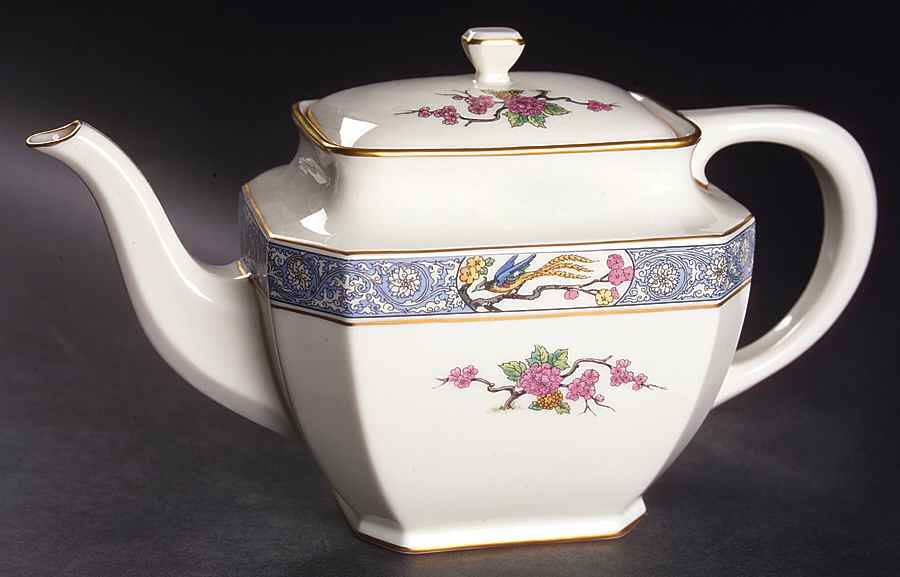 Ming-Birds (Older, Cream, Black Green Stamp) Shape 1655 Teapot & Lid by Lenox-1