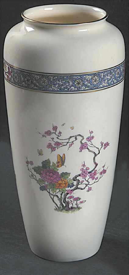 Ming-Birds (Older, Cream, Black Green Stamp) 10" Vase by Lenox-1