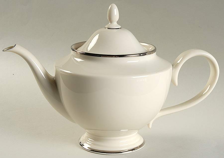 Montclair 1999 Shape Teapot & Lid by Lenox-1