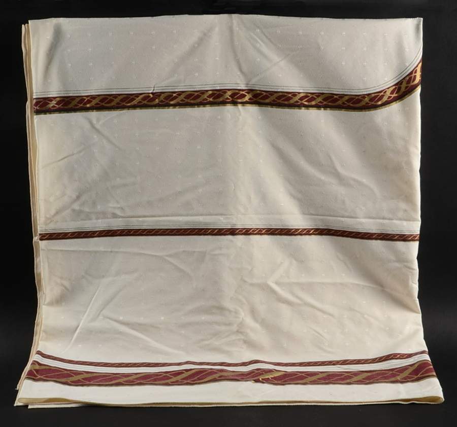 Monroe 58" X 98" Rectangular Tablecloth by Lenox-1