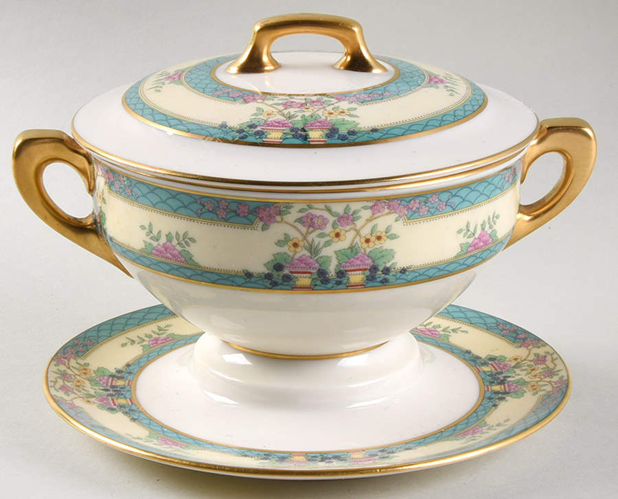 Monticello (Older Green) Gravy Boat w/Attached Underplate & Lid by Lenox-1