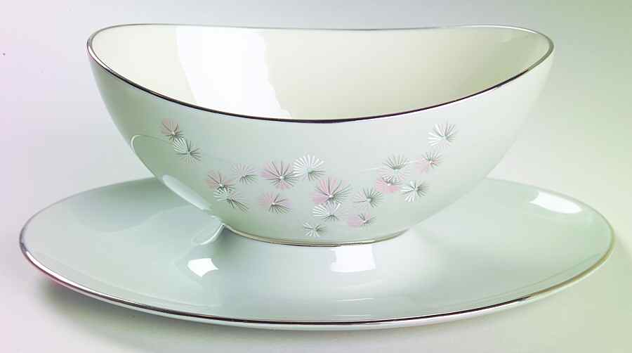 Moonlight Gravy Boat with Attached Underplate by Lenox-1