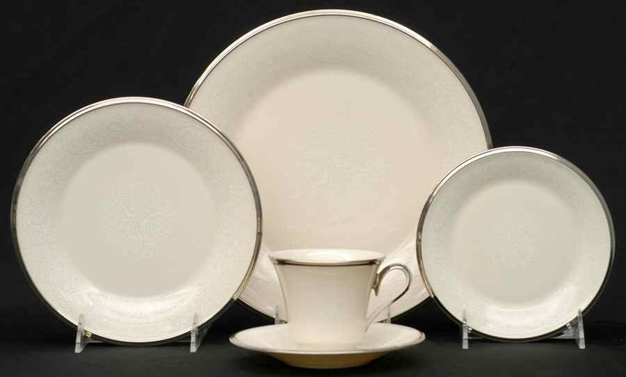 Moonspun 5 Piece Place Setting by Lenox-1