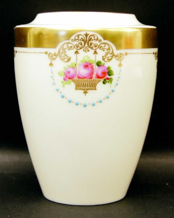 The Mount Vernon Tea Caddy No Lid by Lenox-1