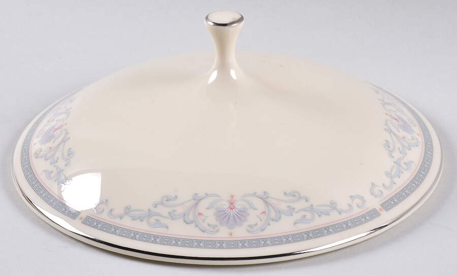 Mt. Vernon Lid for Round Vegetable by Lenox-1