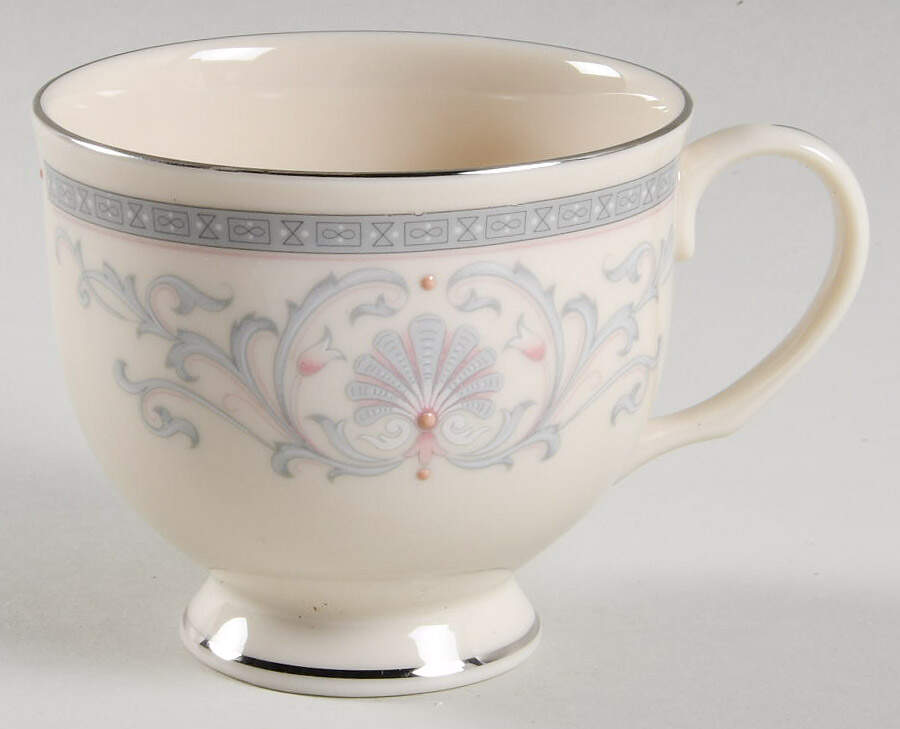 Mt. Vernon Footed Cup by Lenox-1