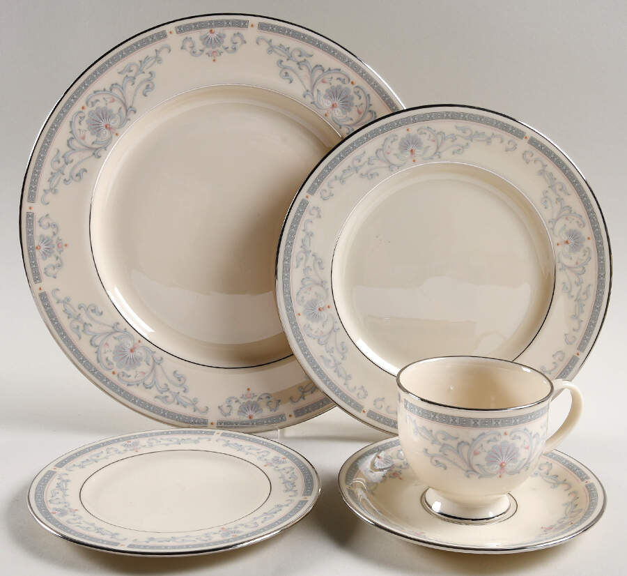 Mt. Vernon 40 Piece Estate Set by Lenox-1