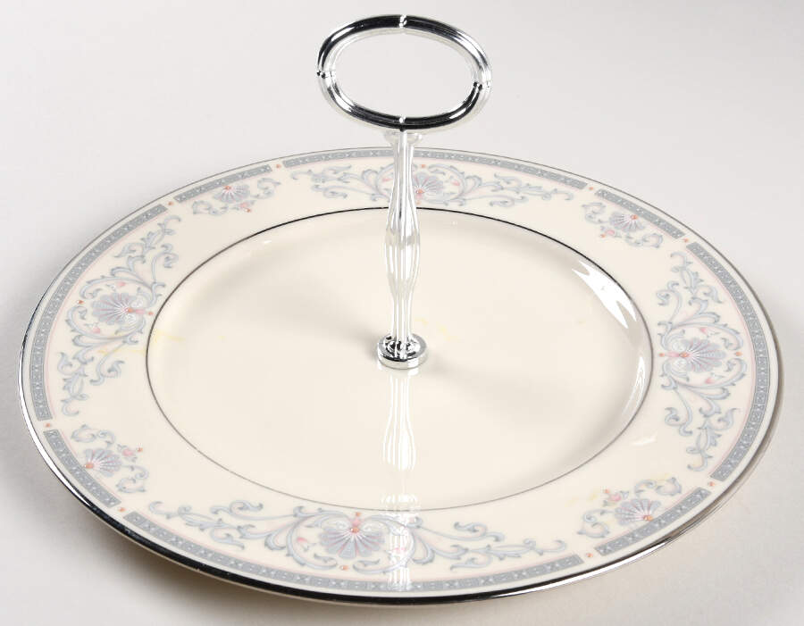 Mt. Vernon Round Serving Plate with Center Handle (Dp) Hc by Lenox-1