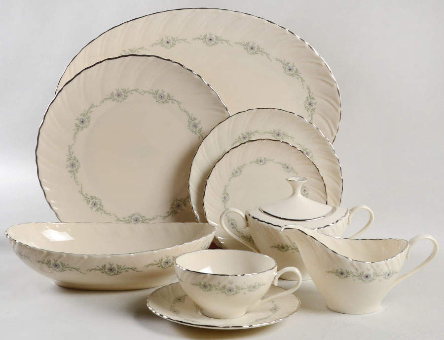 Musette 45 Piece Starter Set by Lenox-1