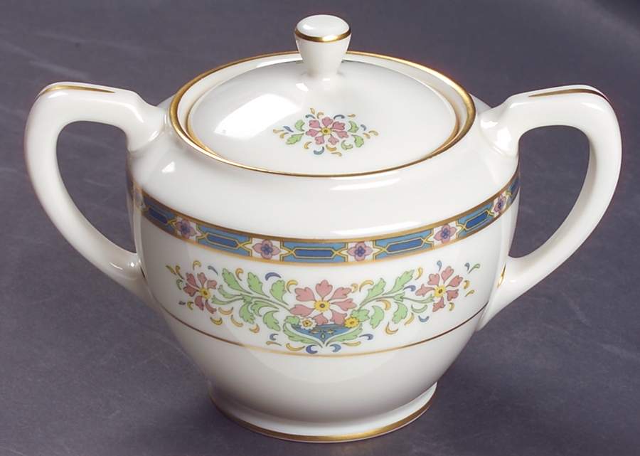 Mystic Shape 1962 Sugar Bowl & Lid by Lenox-1