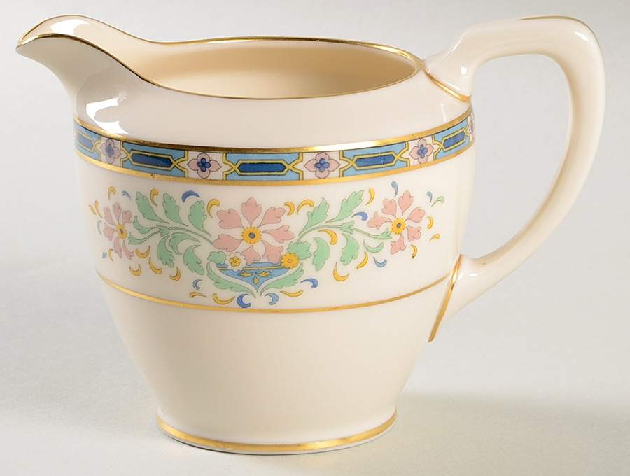 Mystic Shape 1963  Creamer by Lenox-1