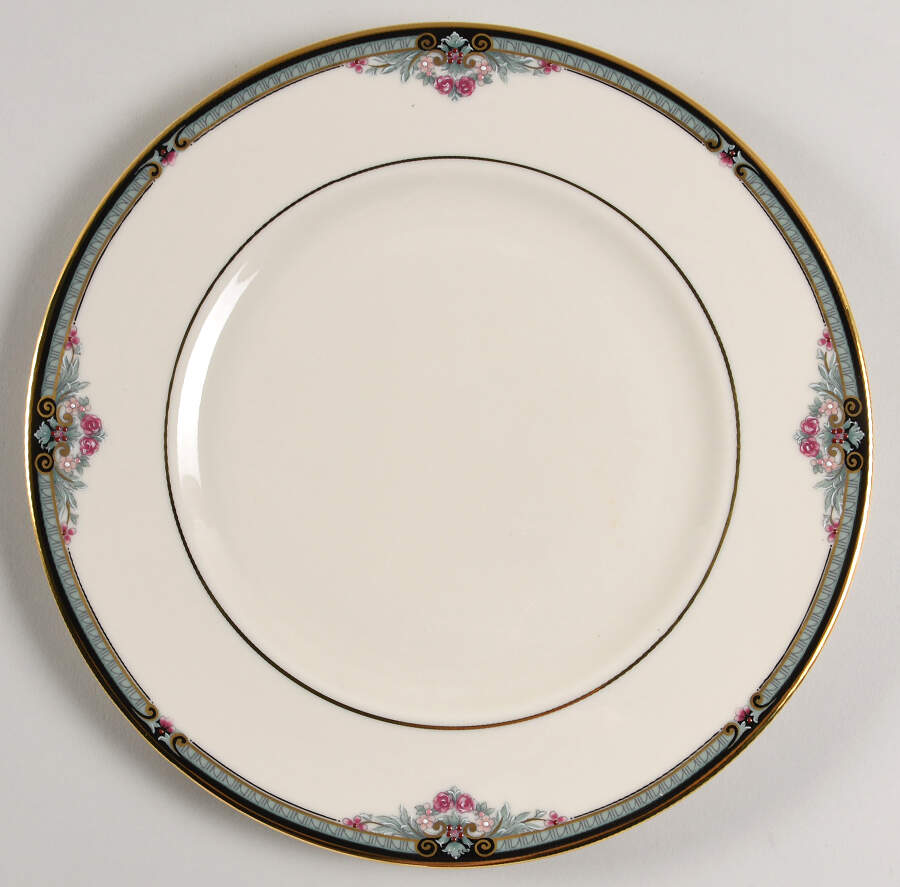 Newbury Square Millennium Dinner Plate by Lenox-1