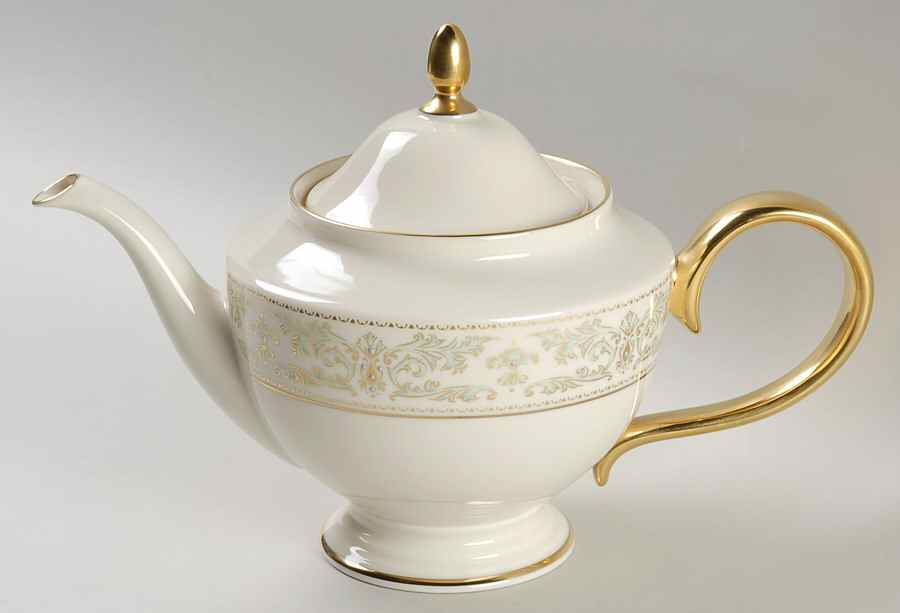 Noblesse Teapot & Lid by Lenox-1