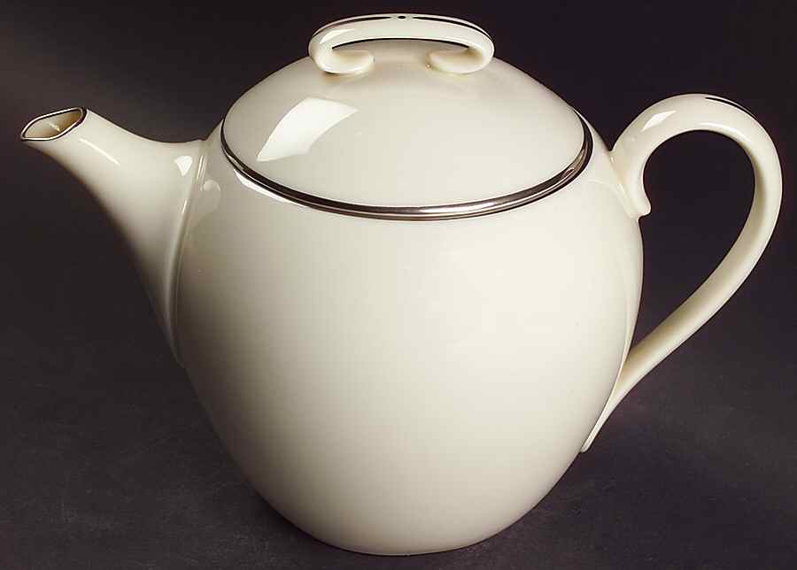 Olympia Platinum Teapot & Lid by Lenox-1