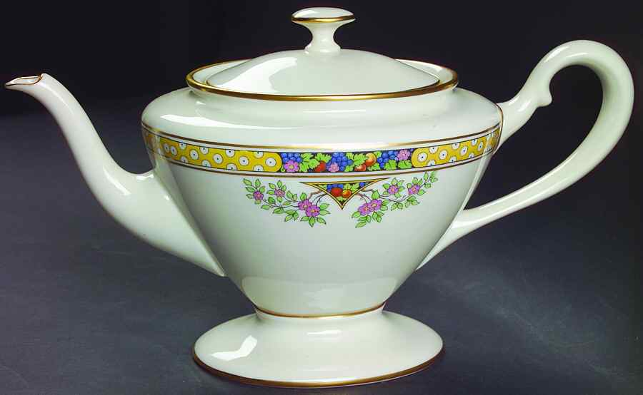 The Orchard Shape 742 Teapot & Lid by Lenox-1