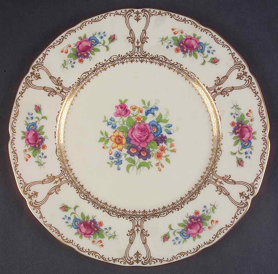 P323 (Scalloped) Dinner Plate by Lenox-1
