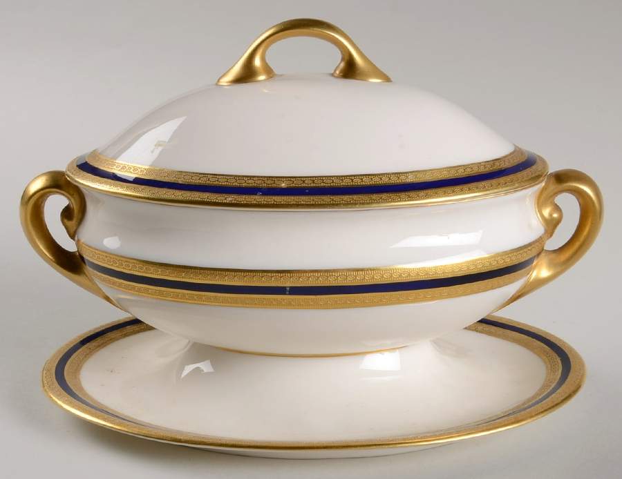 P72 Cobalt Blue Sauce Boat with Attached Underplate & Lid by Lenox-1