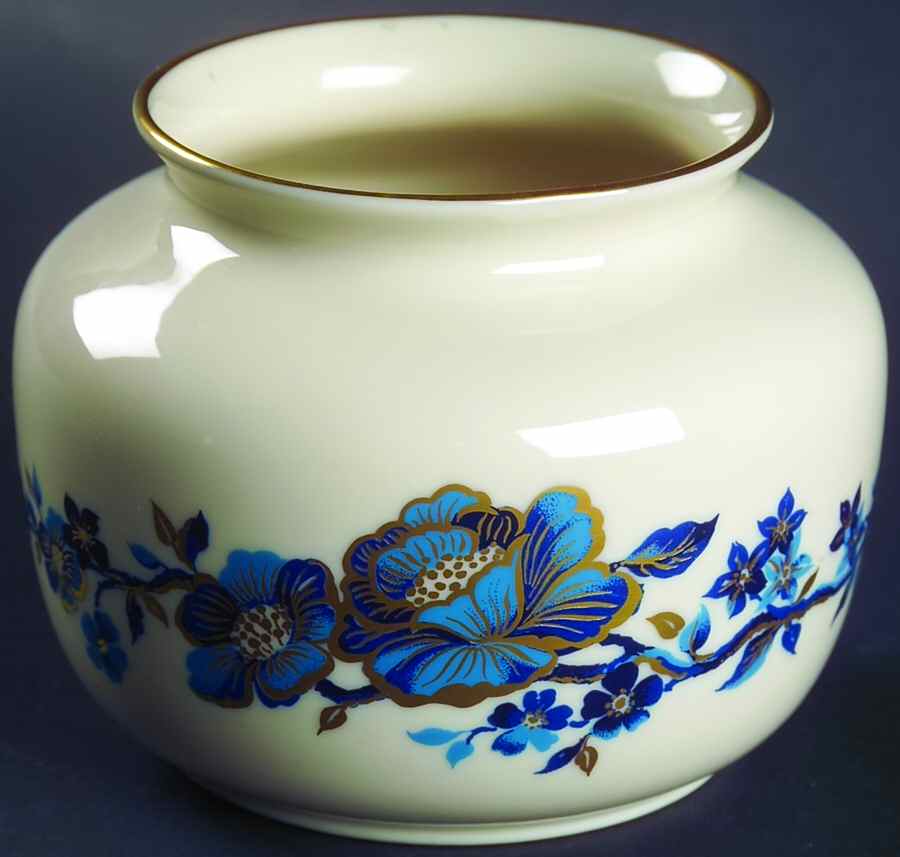 Pagoda (Giftware) 3" Vase by Lenox-1