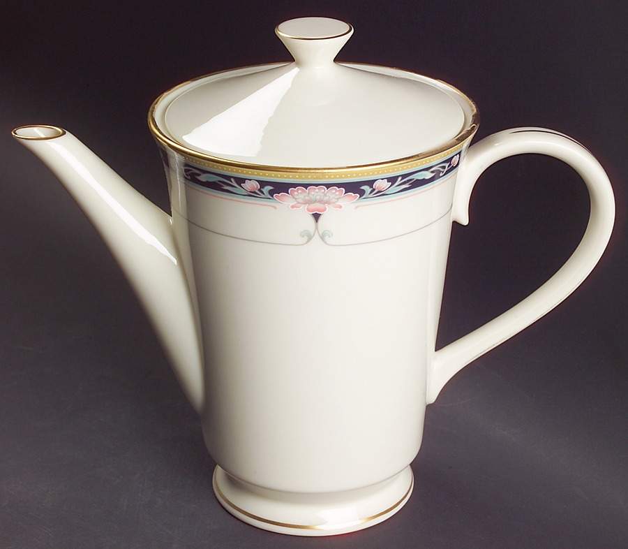 Palmyra Tea/Coffee Pot & Lid by Lenox-1