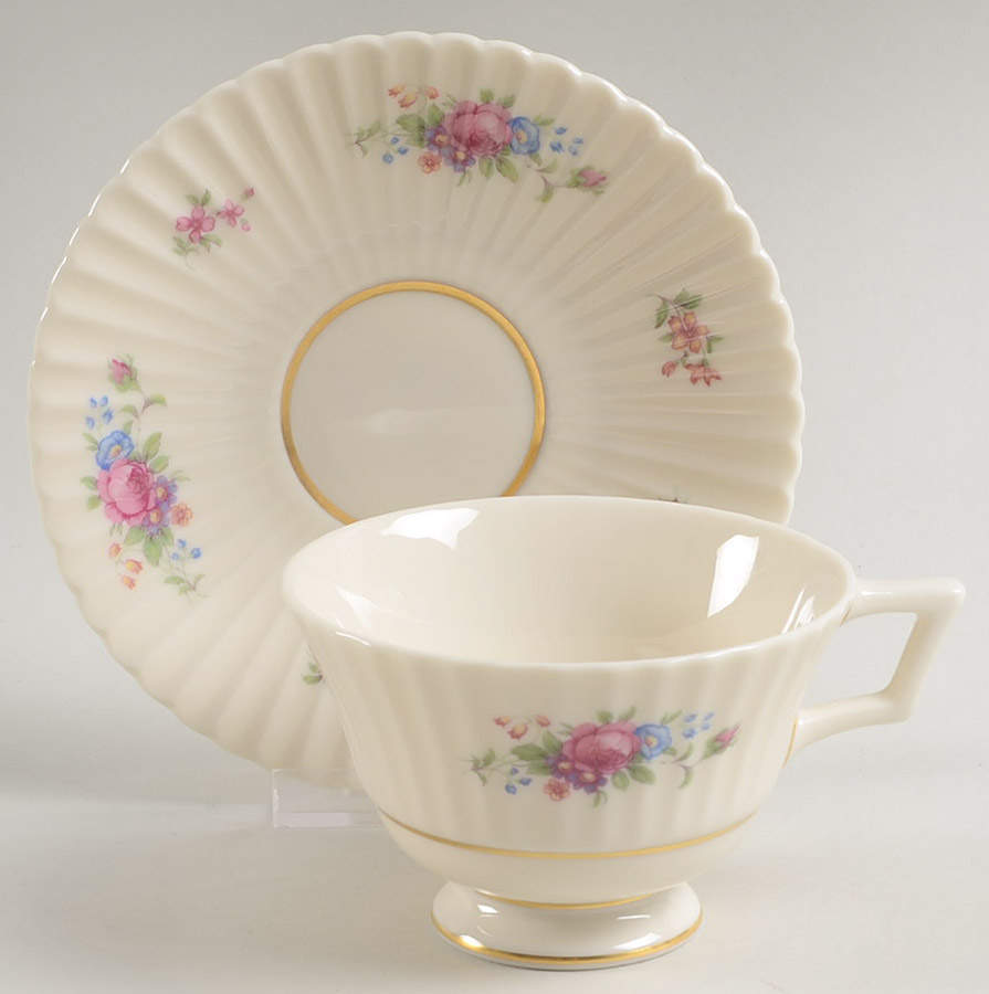 Pavlova Footed Cup & Saucer Set by Lenox-1