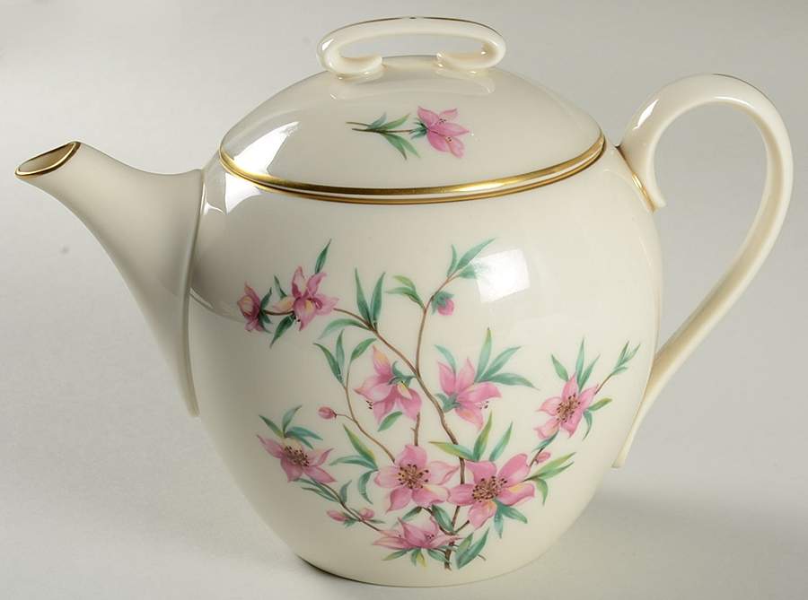 Peachtree Teapot & Lid by Lenox-1